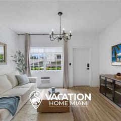 Casa Viel V• South Beach 1BR Apt with Free Parking