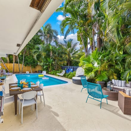 Private pool area